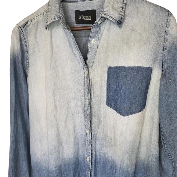JW Signature Chambray Denim Button-up Top Womens Small Faded Grunge - Picture 2 of 11